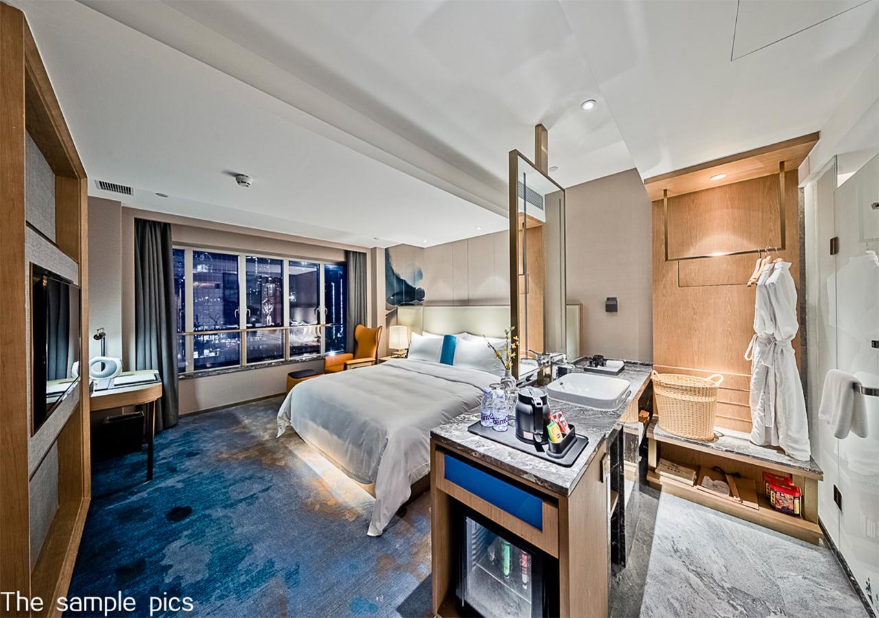 Royce Hotel Σενζέν Εξωτερικό φωτογραφία