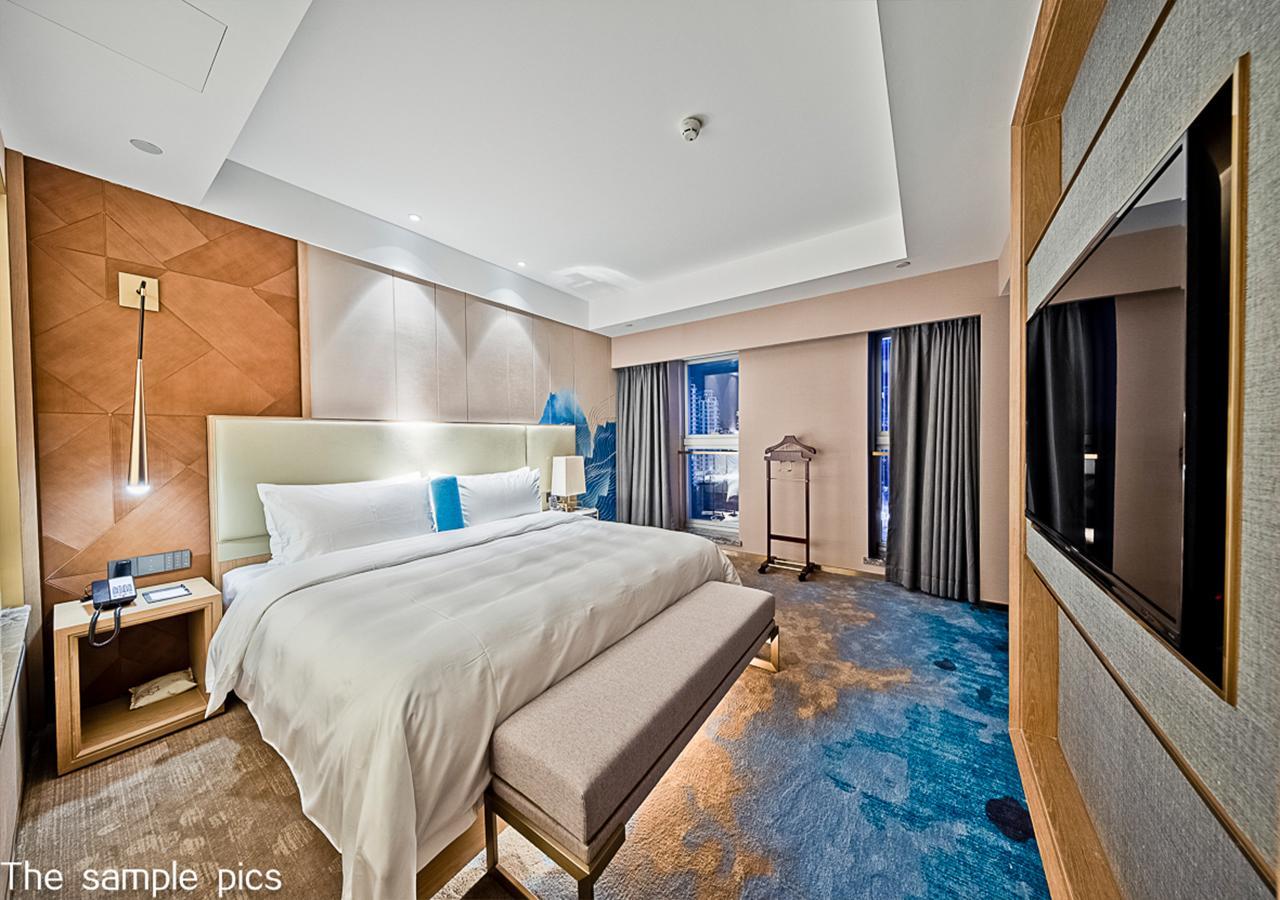 Royce Hotel Σενζέν Εξωτερικό φωτογραφία